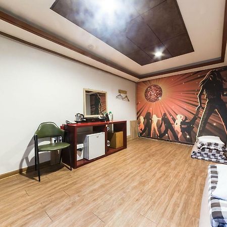 Pocheon Royal Hotel Eksteriør billede