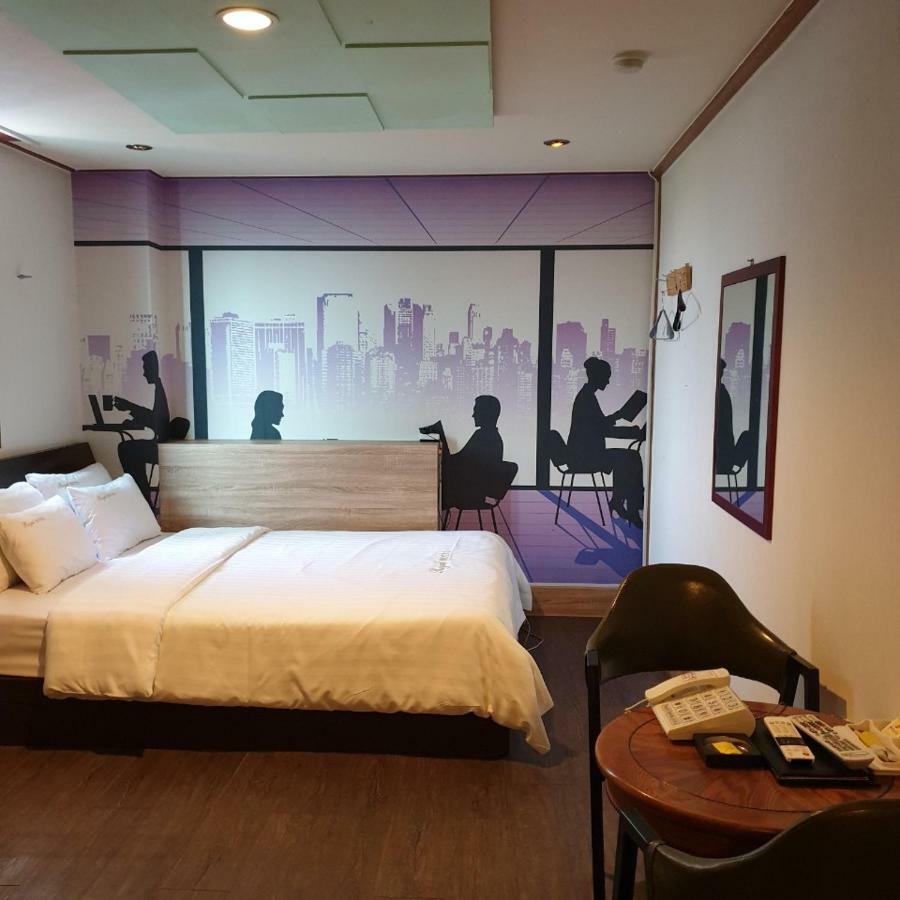 Pocheon Royal Hotel Eksteriør billede