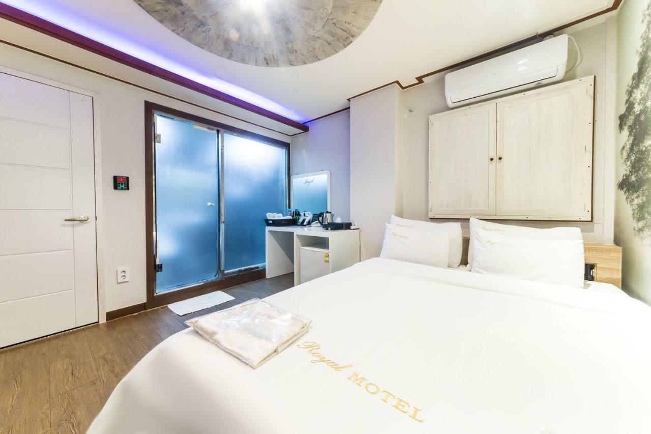 Pocheon Royal Hotel Eksteriør billede