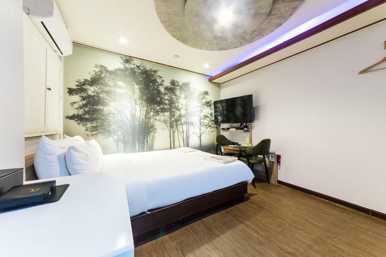 Pocheon Royal Hotel Eksteriør billede